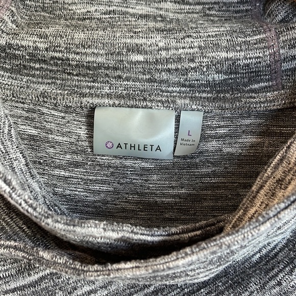Athleta pullover - Picture 2 of 4